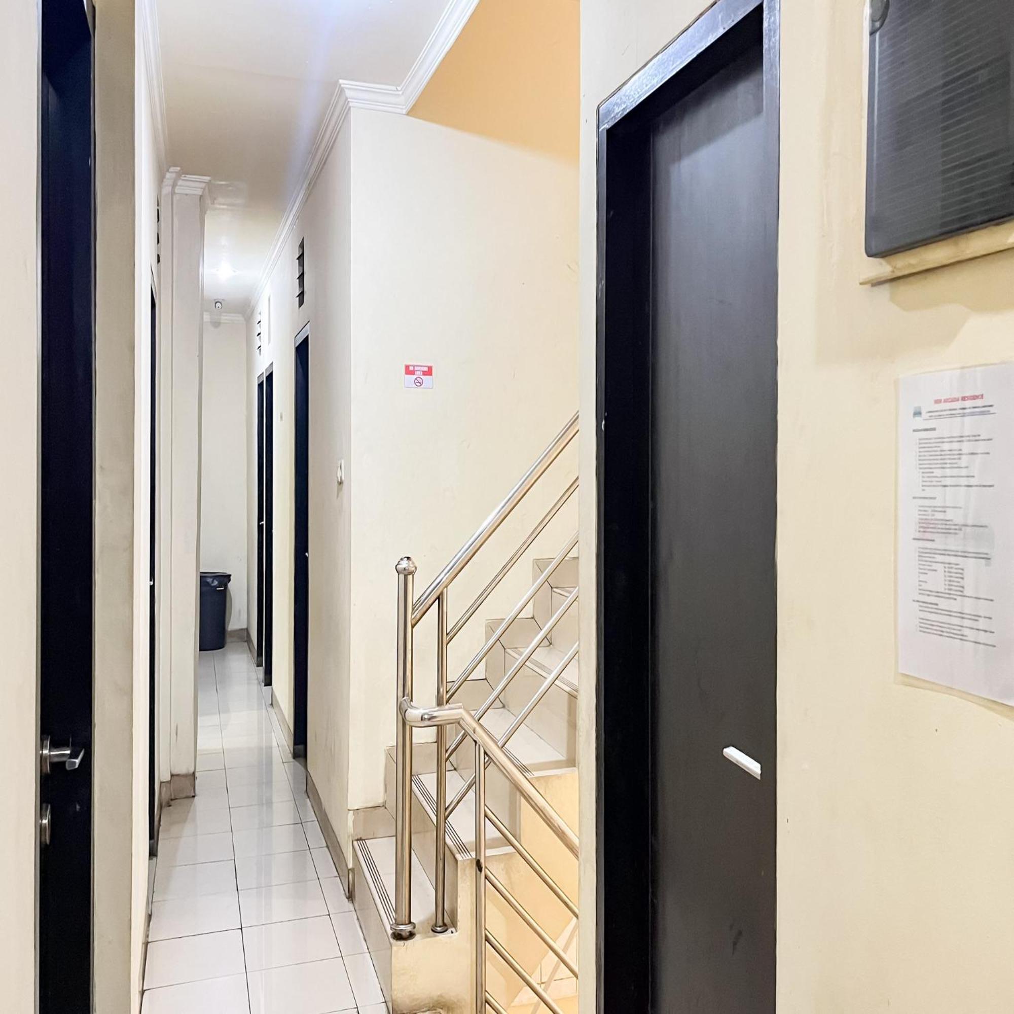 Arcadia Rooms Redpartner جاكرتا المظهر الخارجي الصورة