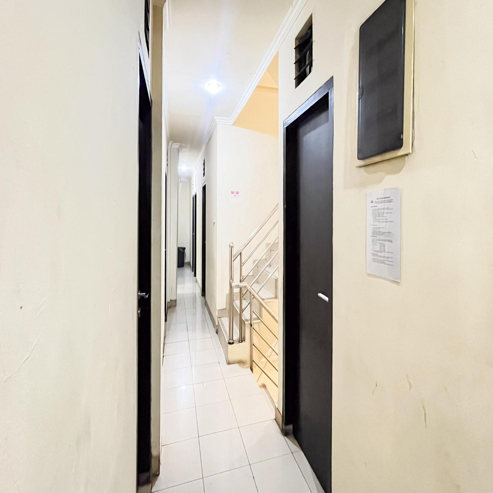 Arcadia Rooms Redpartner جاكرتا المظهر الخارجي الصورة